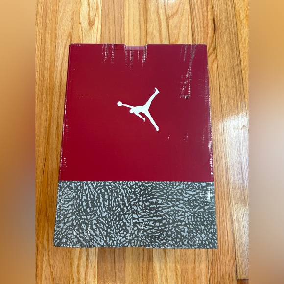 Jordan 3 Cardinal Red - Picture 6 of 7